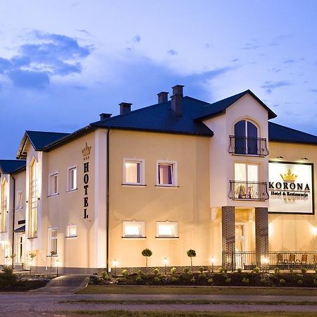 Hotel Korona Жешув Экстерьер фото