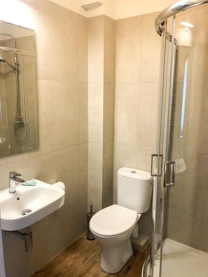 Hotel Korona Жешув Экстерьер фото